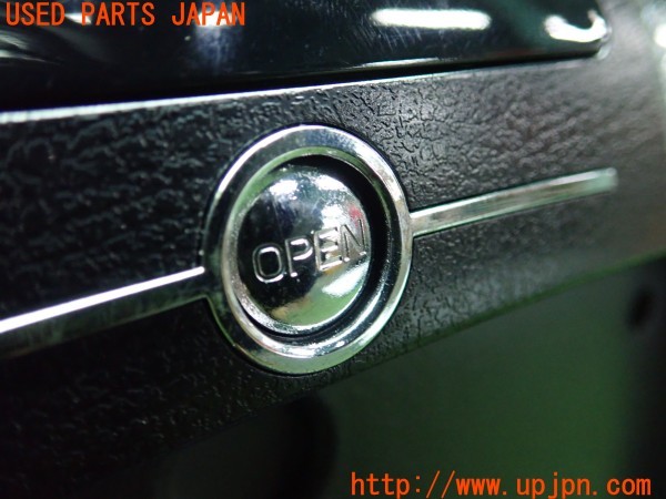 3UPJ=38170559]ベンツ ビアノ 3.2アンビエンテ(639811 W639)社外 フリップダウンモニター 中古_m2