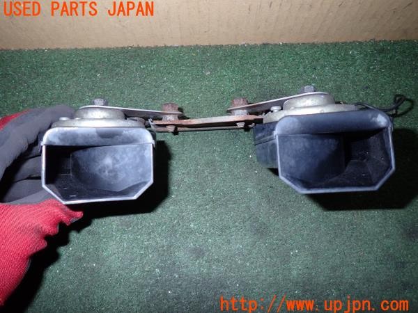 3UPJ=38250563]ランドクルーザー80(FZJ80G)後期 MITSUBA ミツバ PROUD HORN HOS-02 ホーン クラクション 中古_m2