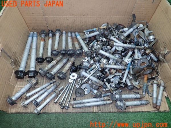 3UPJ=38430720]リンカーン ナビゲーター(型式不明 U326)前期 ネジ・ナット・ステー類 セット ジャンク_m0