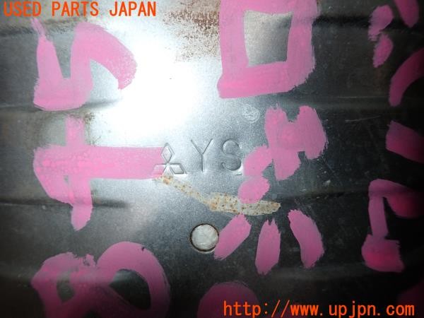 3UPJ=38450153]パジェロ GR(V93W)中期 純正 刻印 YS 触媒② キャタライザー コンバーター 中古_m4