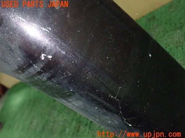 3UPJ=38520056]クライスラー 300C 5.7HEMI(LX57)前期 社外 リアアンダースポイラー FRP 中古_m4