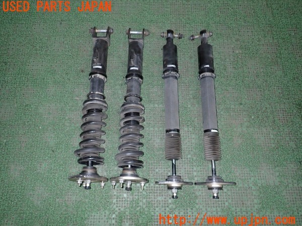 3UPJ=38520440]クライスラー 300C 5.7HEMI(LX57)前期 BC Racing BCレーシング BR TYPE 車高調 全長調整式 減衰調整 1台分 中古_m1