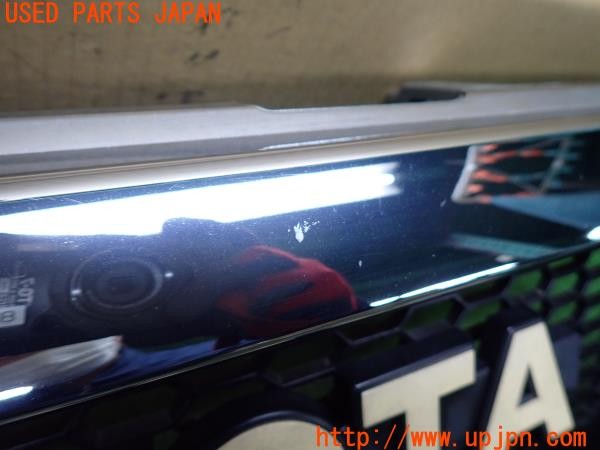 3UPJ=38740047]ハイラックスサーフ SSR-X(RZN185W)後期 社外 G1TY176D フロントグリル ラジエーターグリル メッキ 中古_m1