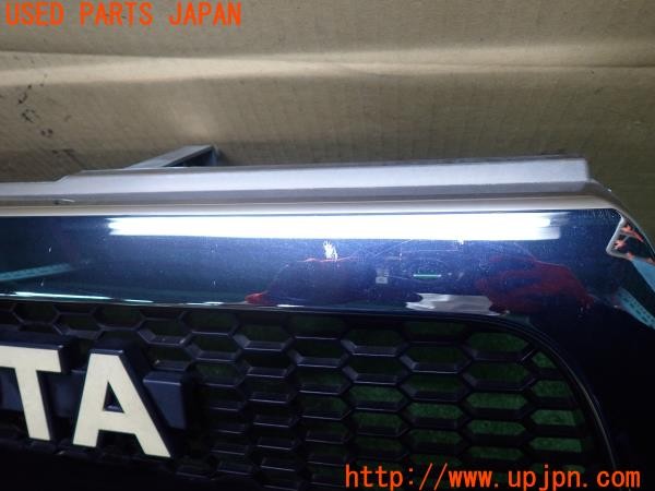 3UPJ=38740047]ハイラックスサーフ SSR-X(RZN185W)後期 社外 G1TY176D フロントグリル ラジエーターグリル メッキ 中古_m2