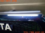 3UPJ=38740047]ハイラックスサーフ SSR-X(RZN185W)後期 社外 G1TY176D フロントグリル ラジエーターグリル メッキ 中古_s2