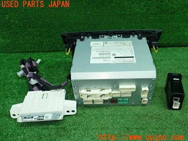 3UPJ=39020506]レクサス RC F(USC10)前期 マークレビンソン 86804-24290 SDナビ オーディオ アンテナ/USBポート付 地図2018年 中古_m1