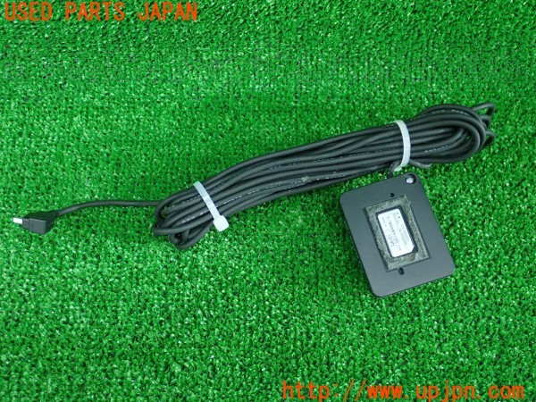 3UPJ=39310549]ヴォクシー Z煌(AZR60G)Panasonic パナソニック CY-TBX55 VICS ビーコンユニット 中古_m1