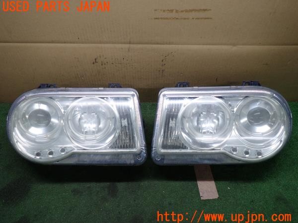 3UPJ=39390561]クライスラー 300C(LX35-)前期 SONAR ソナー SK3302-CH3C03 ヘッドライト ジャンク_m0