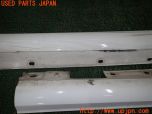 3UPJ=39590025]ベンツ C180(204049 W204)純正 A2046981354 A2046981454 サイドステップ 中古_s2