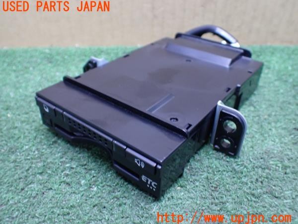 3UPJ=39720503]クラウン ロイヤルサルーン(GRS210)純正ビルトイン 86980-47030 ETC車載器 中古_m0