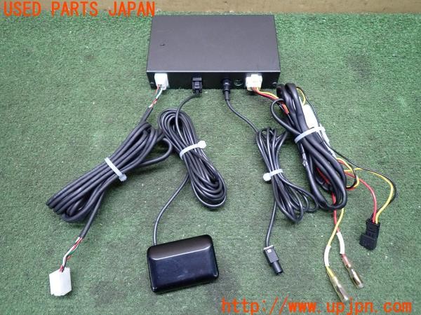 3UPJ=40580510]ベンツ SL350(230467 R230)前期 純正 M 000 820 00 89 MM・CY-NQ1101B VICS受信ユニット アンテナ ビーコン 中古_m0