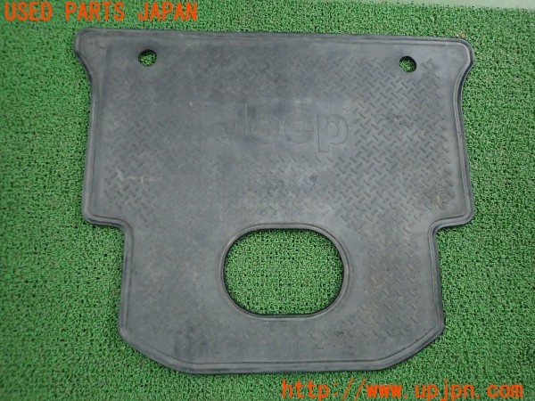 3UPJ=41400634]ジープ ラングラー アンリミテッド ルビコン ハードロック(JK36LR)純正 ラゲッジマット トランクマット リバーシブル 中古_m1