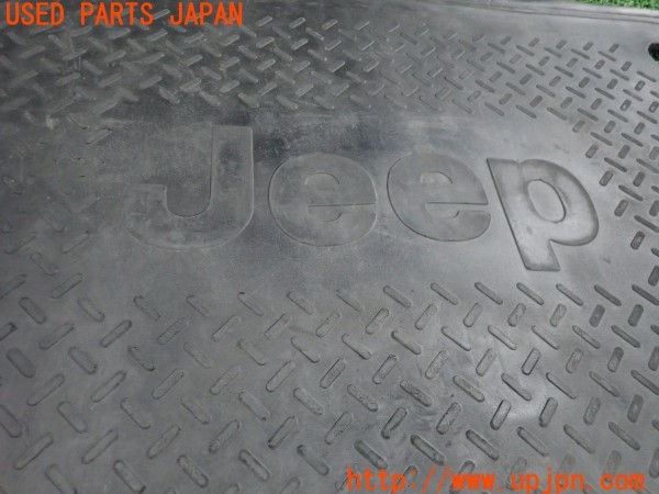 3UPJ=41400634]ジープ ラングラー アンリミテッド ルビコン ハードロック(JK36LR)純正 ラゲッジマット トランクマット リバーシブル 中古_m3