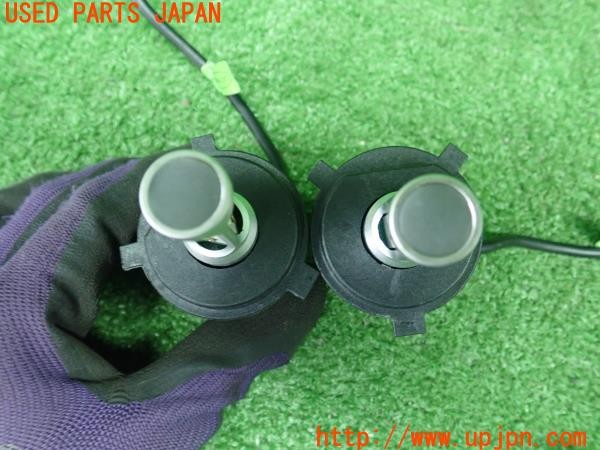3UPJ=41520590]ルノー トゥインゴ EDC(AHH4B)社外 LEDバルブ ヘッドライト用 H4 DC9-32V 8000LM 中古_m3