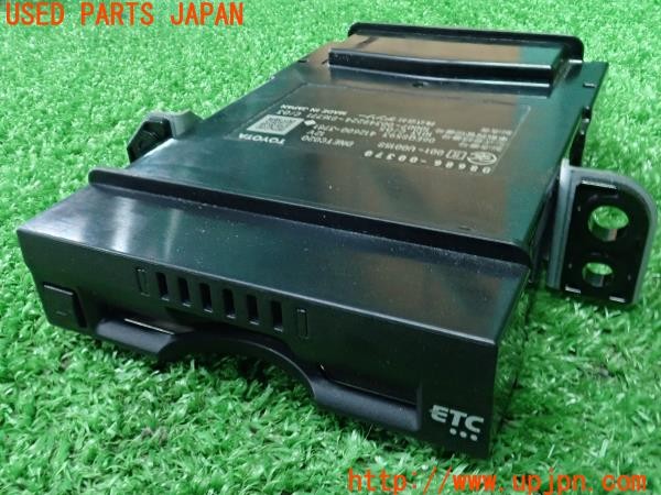 3UPJ=41770503]アルファード(AGH30W)純正ビルトイン 08686-00370 ETC車載器 新セキュリティ対応 中古_m0