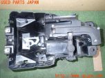 3UPJ=41940520]ドゥカティ ムルティストラーダ 1200S ツーリング(ZDMA200ACAB)純正 バッテリーホルダー 中古_s1