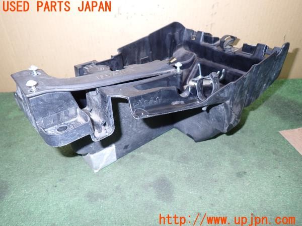 3UPJ=41940520]ドゥカティ ムルティストラーダ 1200S ツーリング(ZDMA200ACAB)純正 バッテリーホルダー 中古_m2