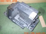 3UPJ=41940520]ドゥカティ ムルティストラーダ 1200S ツーリング(ZDMA200ACAB)純正 バッテリーホルダー 中古_s3