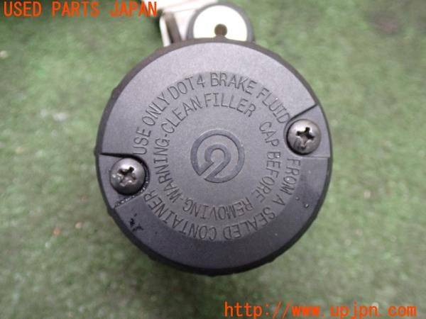 3UPJ=41950203]ドゥカティ スーパースポーツ S(ZDMVA01JAKB)純正 フロント ブレーキタンク 中古_m2