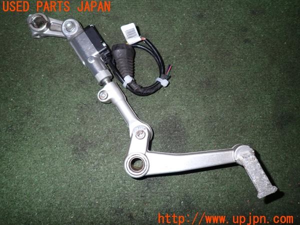 3UPJ=41950587]ドゥカティ スーパースポーツ S(ZDMVA01JAKB)純正 シフトペダル クイックシフター 難あり 中古_m0