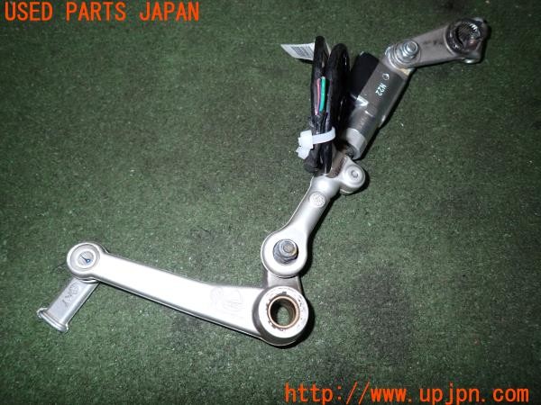 3UPJ=41950587]ドゥカティ スーパースポーツ S(ZDMVA01JAKB)純正 シフトペダル クイックシフター 難あり 中古_m3