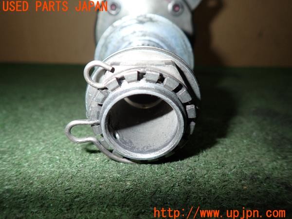 3UPJ=41960706]ドゥカティ 848EVO(ZDMH602AADB)純正 リア アクスルシャフト 中古_m4