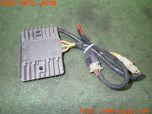 3UPJ=41990116]ドゥカティ ムルティストラーダ 1000DS(ZDMA100AB4B)純正 SH579EA レギュレーター 中古_s2
