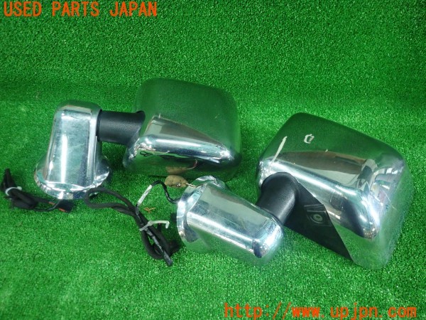 3UPJ=42100036]ジープ ラングラー アンリミテッド サハラ(JK36L)純正 DELBAR A078542 ドアミラー 社外 メッキカバー付き 左右セット 中古_m1