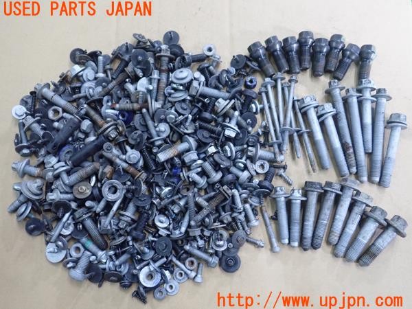 3UPJ=42870720]BMW ミニ(MINI)ジョンクーパーワークス(JCW)クラブマン(LVJCW F54)ネジ・ナット・ステー類 セット ジャンク_m0