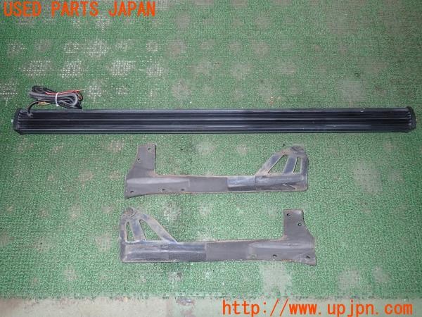 3UPJ=43640590]ジープ ラングラー アンリミテッド サハラ(JK38L)社外 LEDライトバー ピラーステー付き 中古_m1