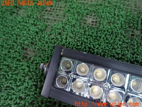 3UPJ=43640590]ジープ ラングラー アンリミテッド サハラ(JK38L)社外 LEDライトバー ピラーステー付き 中古_m2