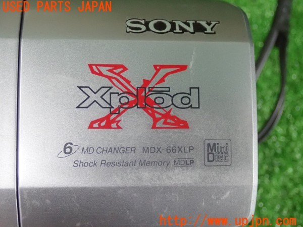 3UPJ=44440501]ロードスター Rリミテッド(NA8C)SONY ソニー MDX-66XLP MDチェンジャー 6MD 6連奏 中古_m3